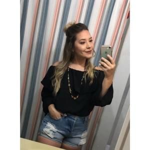 Meet your Posher, Hailey